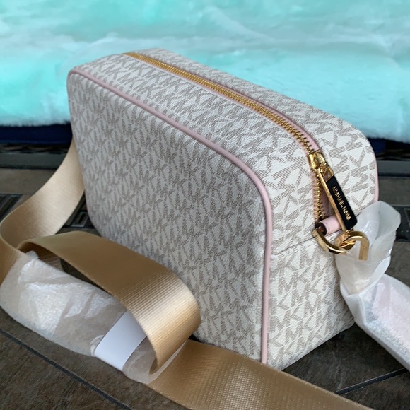 MICHAEL KORS KENLY LG POCKET XBODY POWDER BLSH MLT - Picture 10 of 16